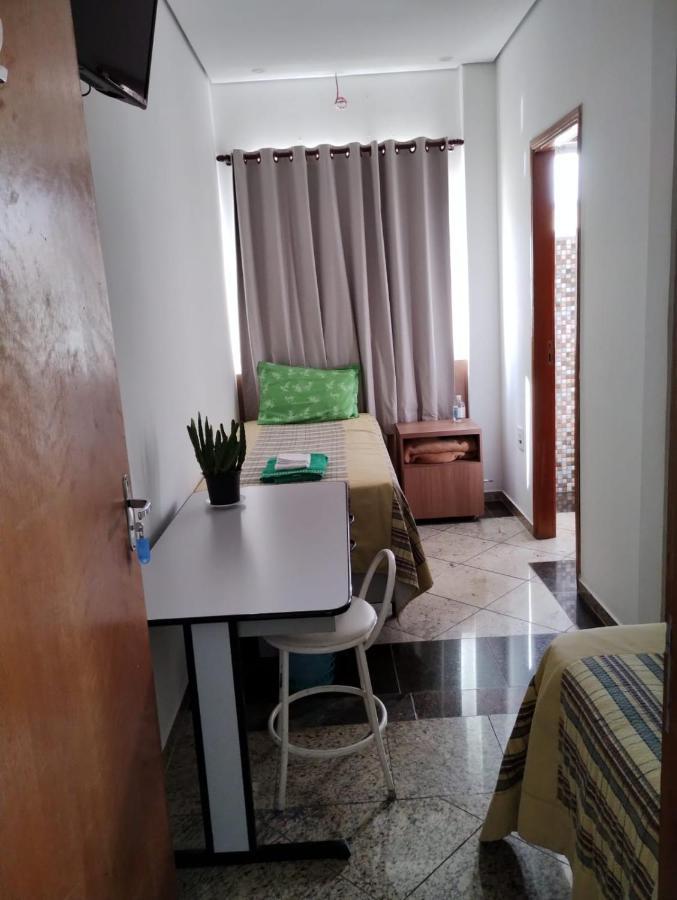 Hotel Pousada Beija Flor Poços de Caldas Buitenkant foto