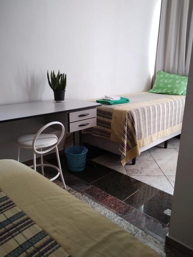 Hotel Pousada Beija Flor Poços de Caldas Buitenkant foto